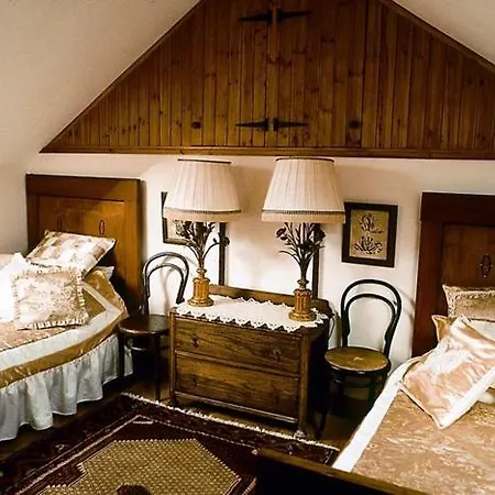 Moongate Villa *