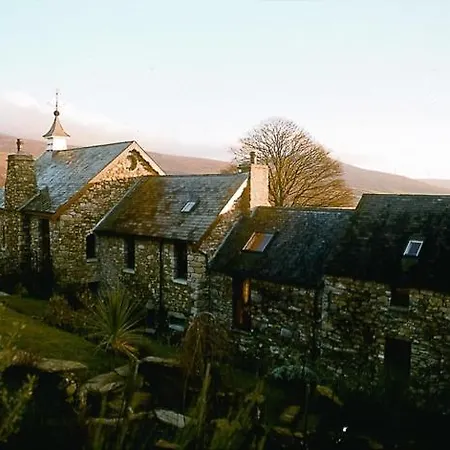 Villa Moongate *